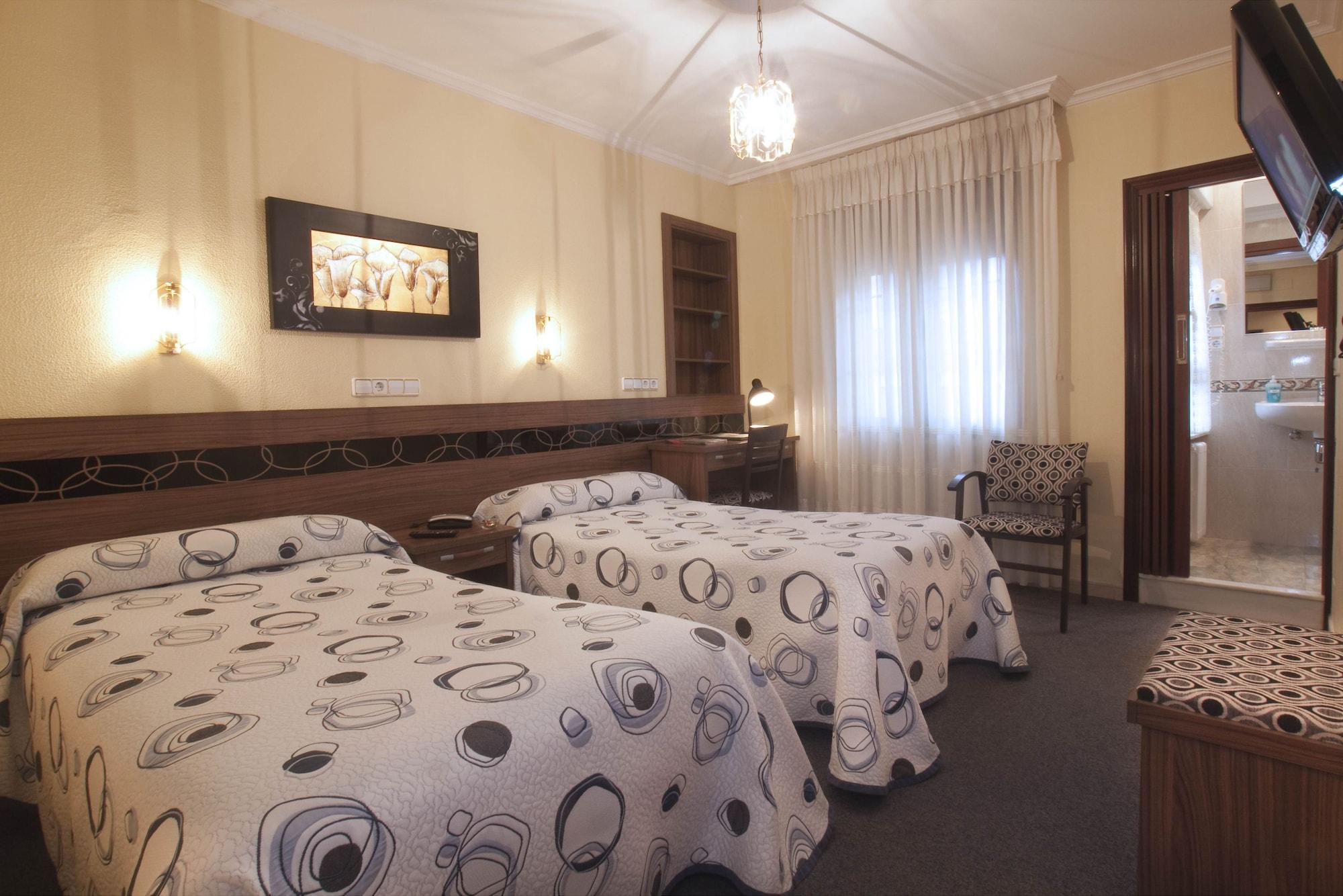 גיחון Hotel Castilla מראה חיצוני תמונה