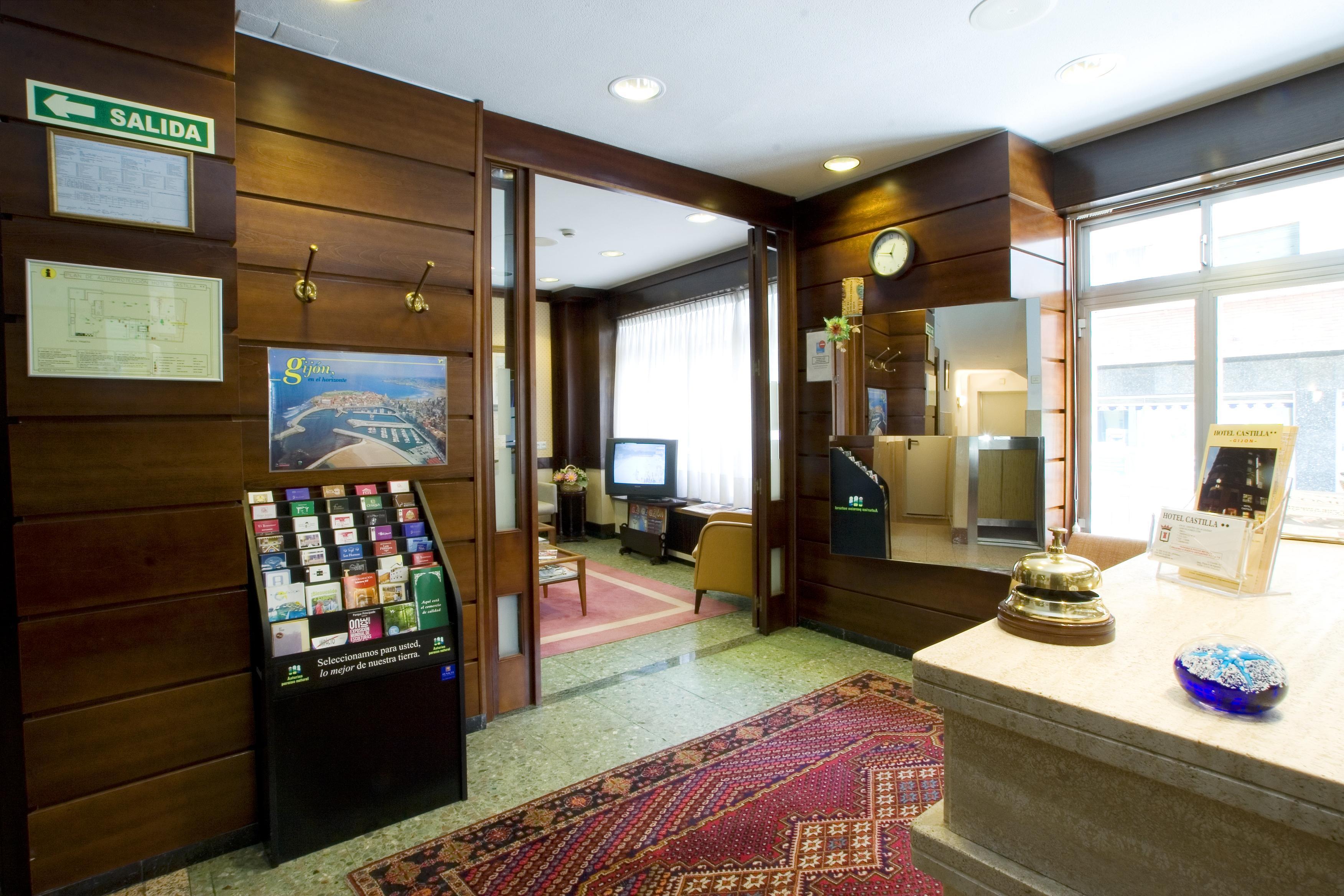 גיחון Hotel Castilla מראה חיצוני תמונה