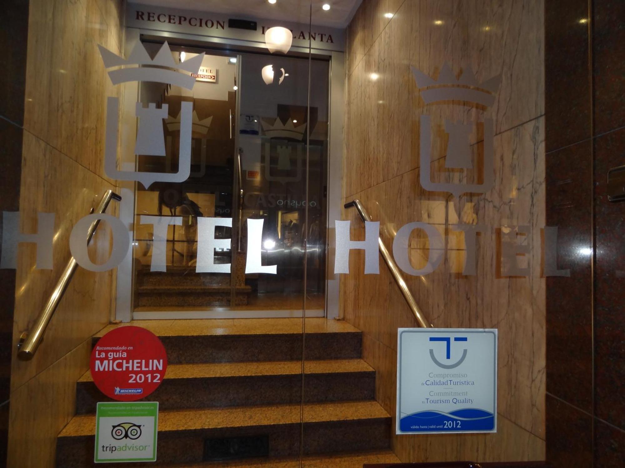 גיחון Hotel Castilla מראה חיצוני תמונה